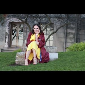 Meet your Posher, Raquel